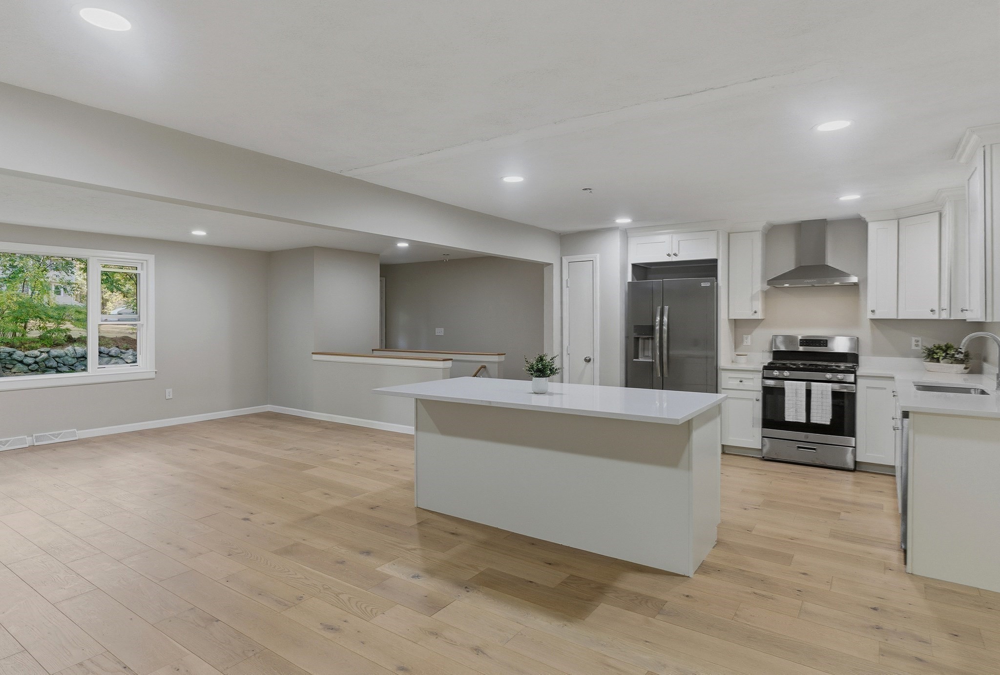 207 Bigelow St, Marlborough, MA 01752 - Image 12