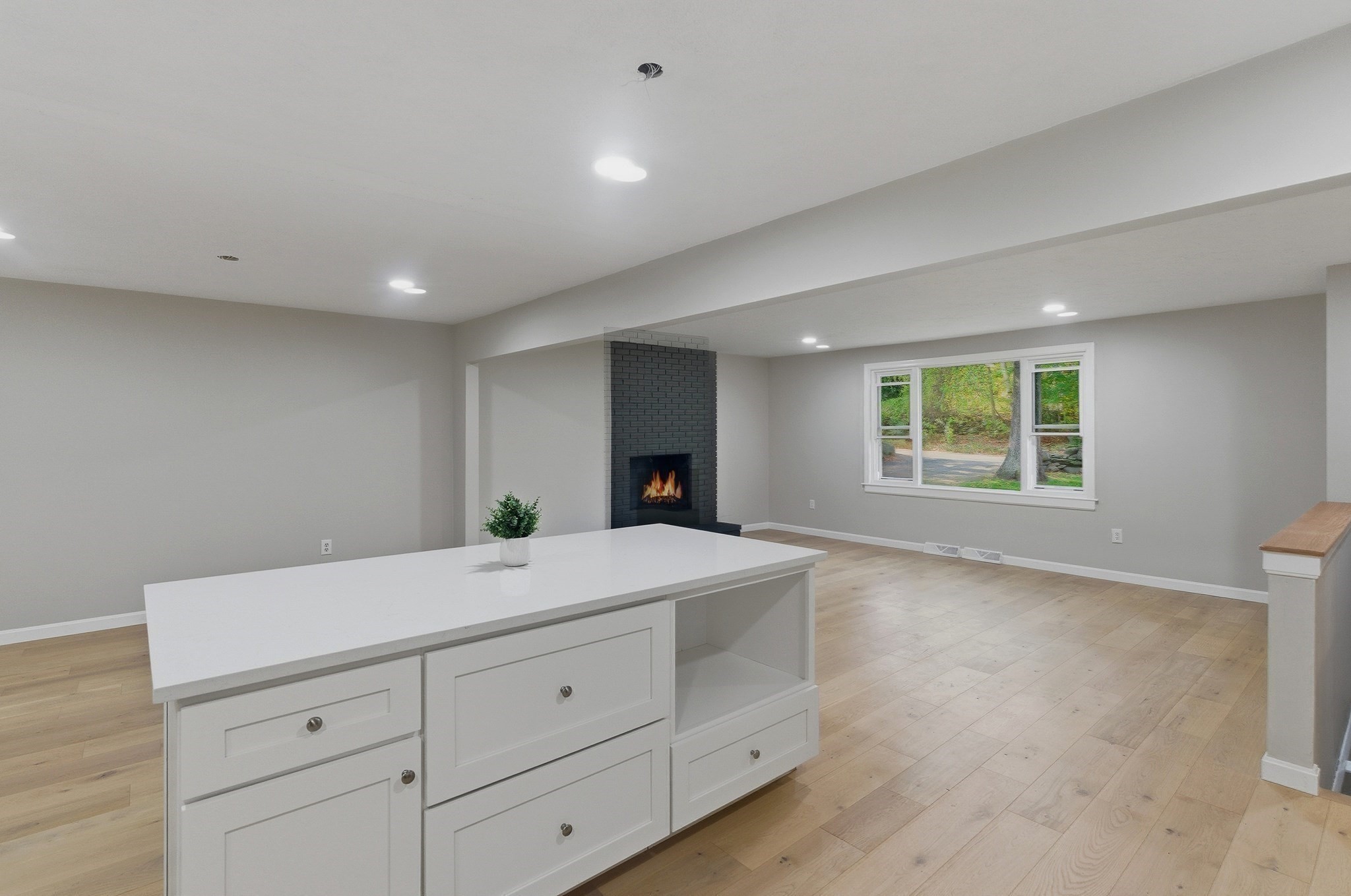 207 Bigelow St, Marlborough, MA 01752 - Image 16