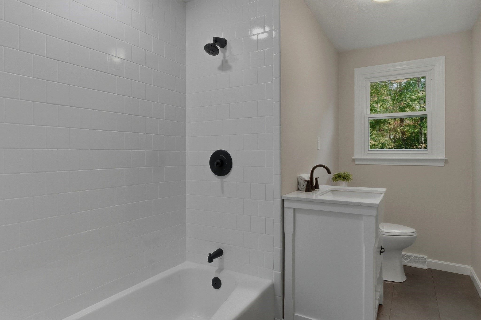 207 Bigelow St, Marlborough, MA 01752 - Image 20