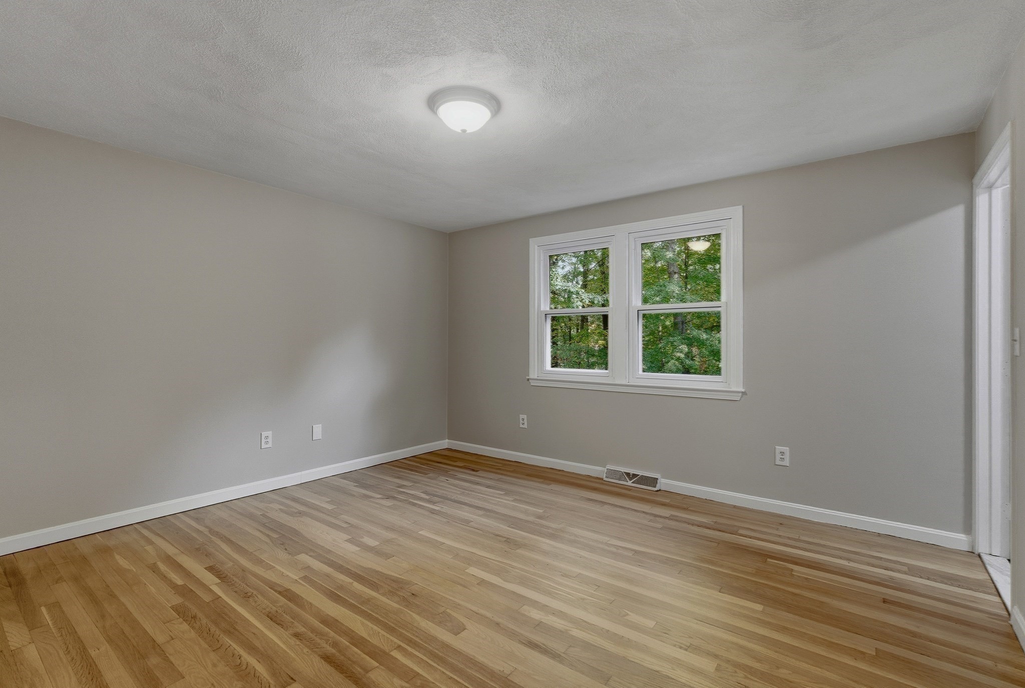 207 Bigelow St, Marlborough, MA 01752 - Image 22