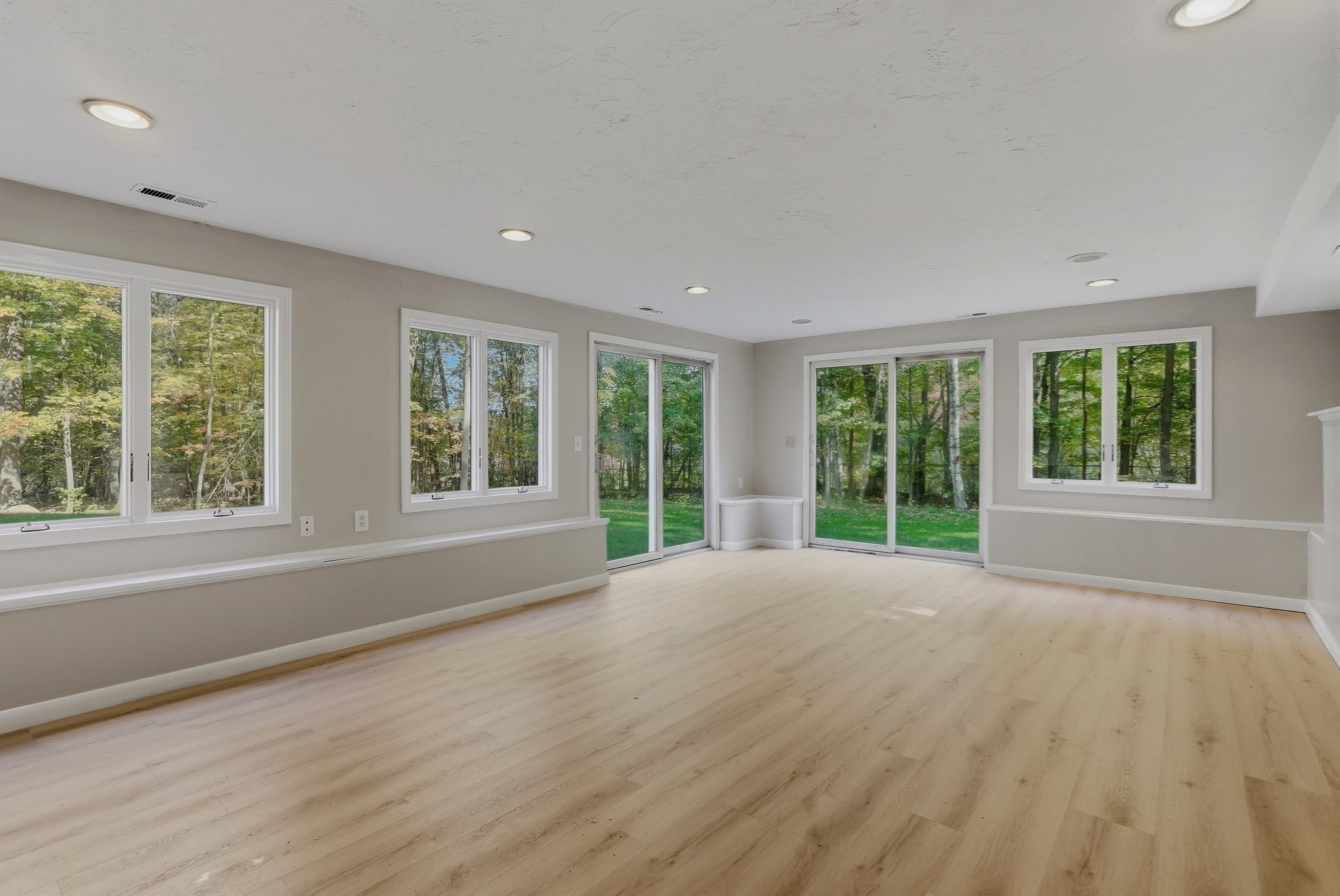 207 Bigelow St, Marlborough, MA 01752 - Image 31