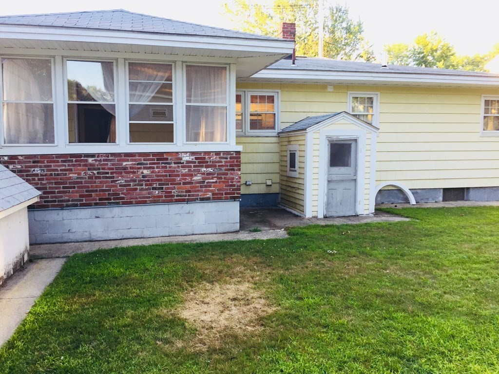 770 Princeton Blvd, Lowell, MA 01851 - Image 4