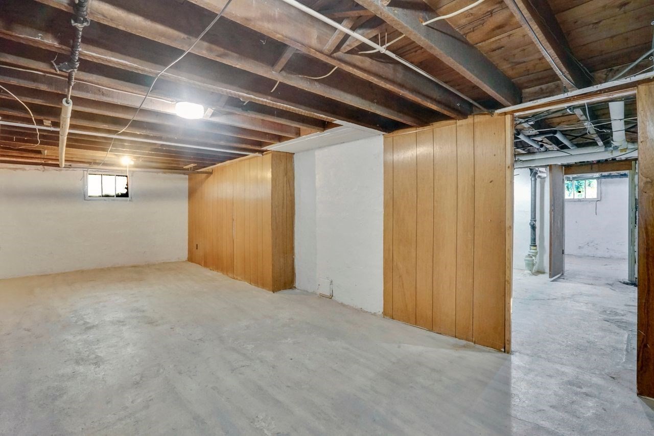 15 Bronson Ter, Springfield, MA 01108 - Image 33