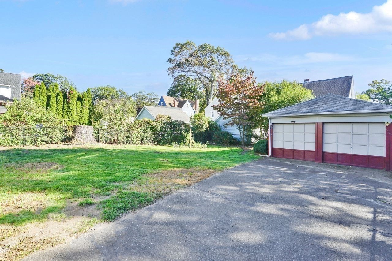 15 Bronson Ter, Springfield, MA 01108 - Image 37