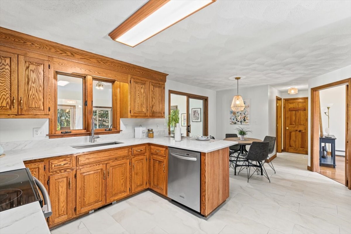 480 Sharpners Pond Road, North Andover, MA 01845 - Image 11