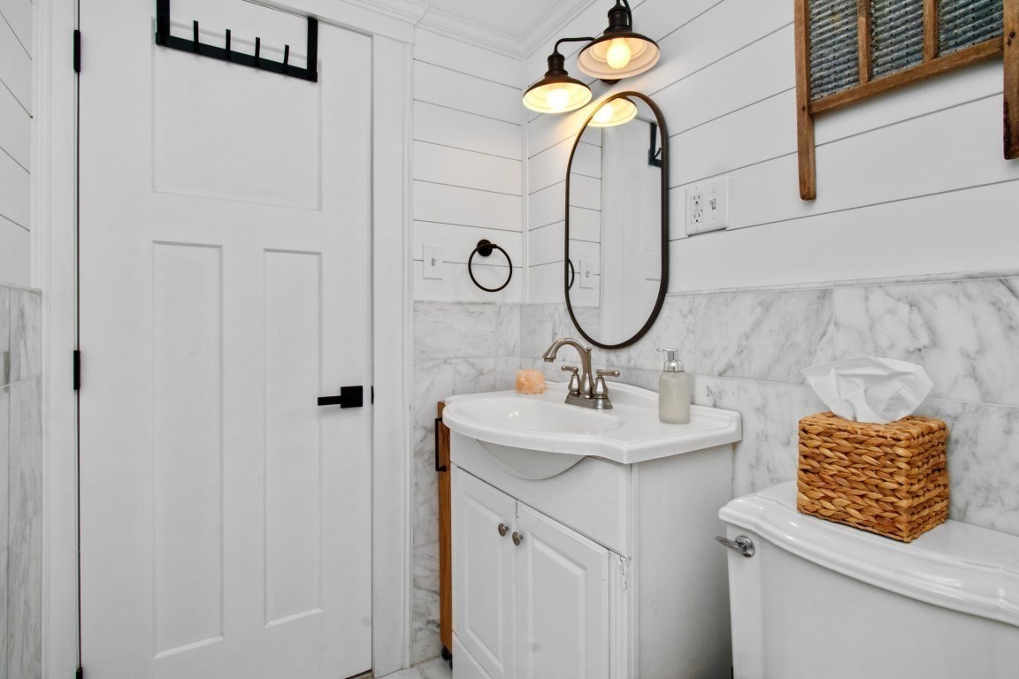 24 Gill Rd Unit 4, Waltham, MA 02453 - Image 14