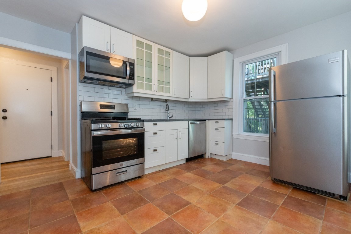 131 Erie St, Cambridge, MA 02139 - Image 15