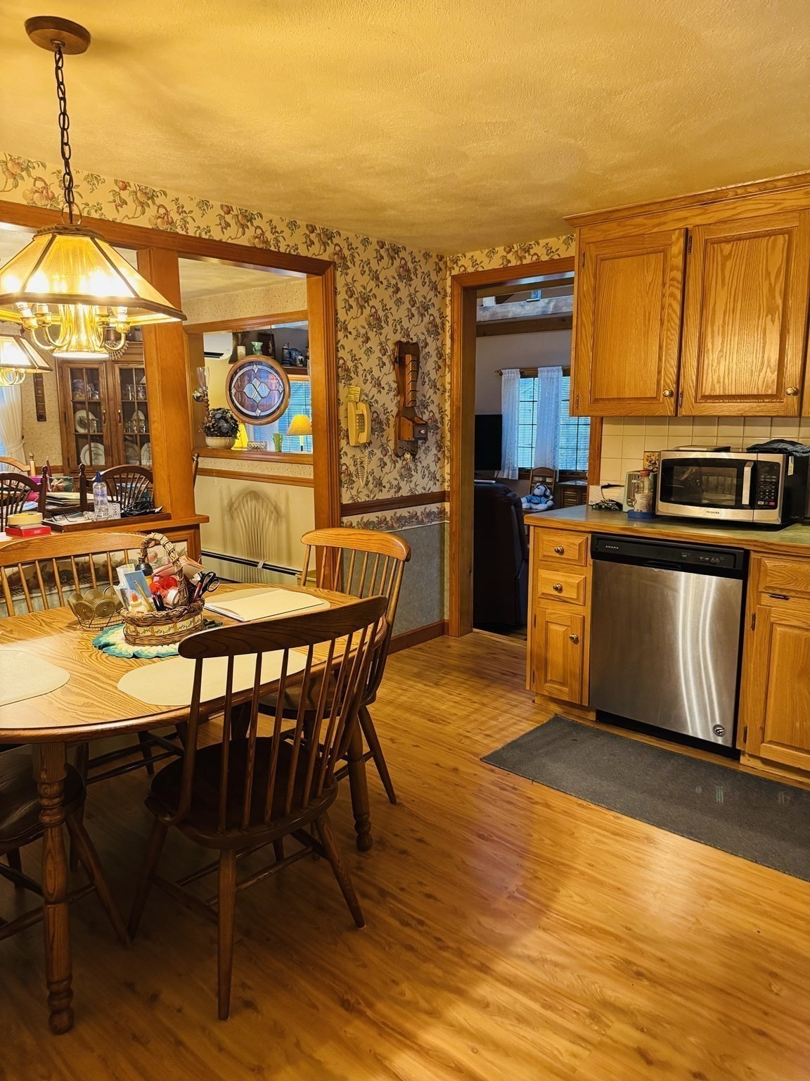 201 Prescott Rd, Northbridge, MA 01588 - Image 2