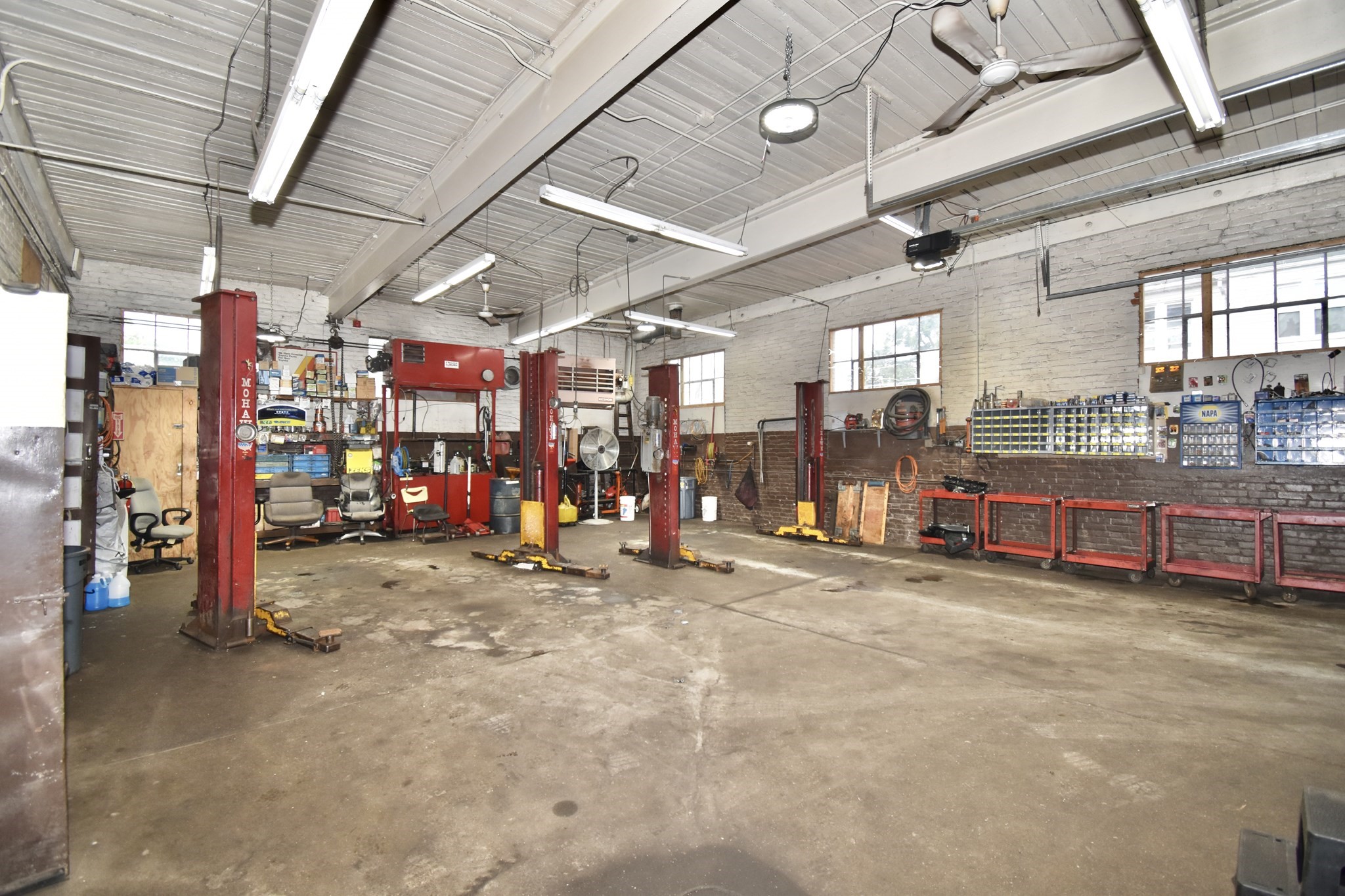 512 St. James Avenue, Springfield, MA 01109 - Image 28