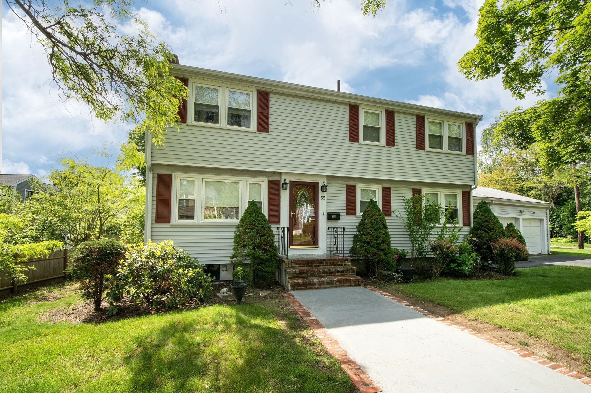 55 Christopher Dr, Milton, MA 02186