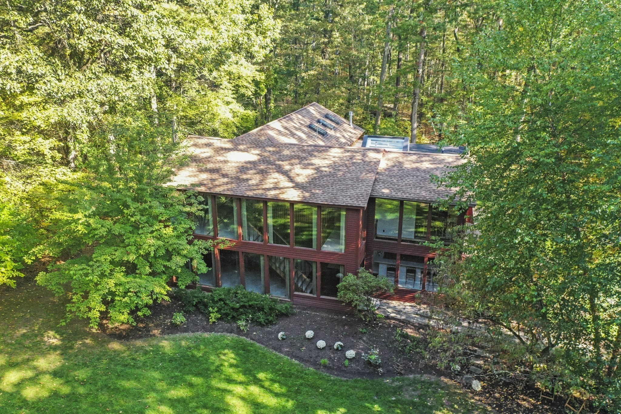 14 Trotting Park Road, Tyngsborough, MA 01879