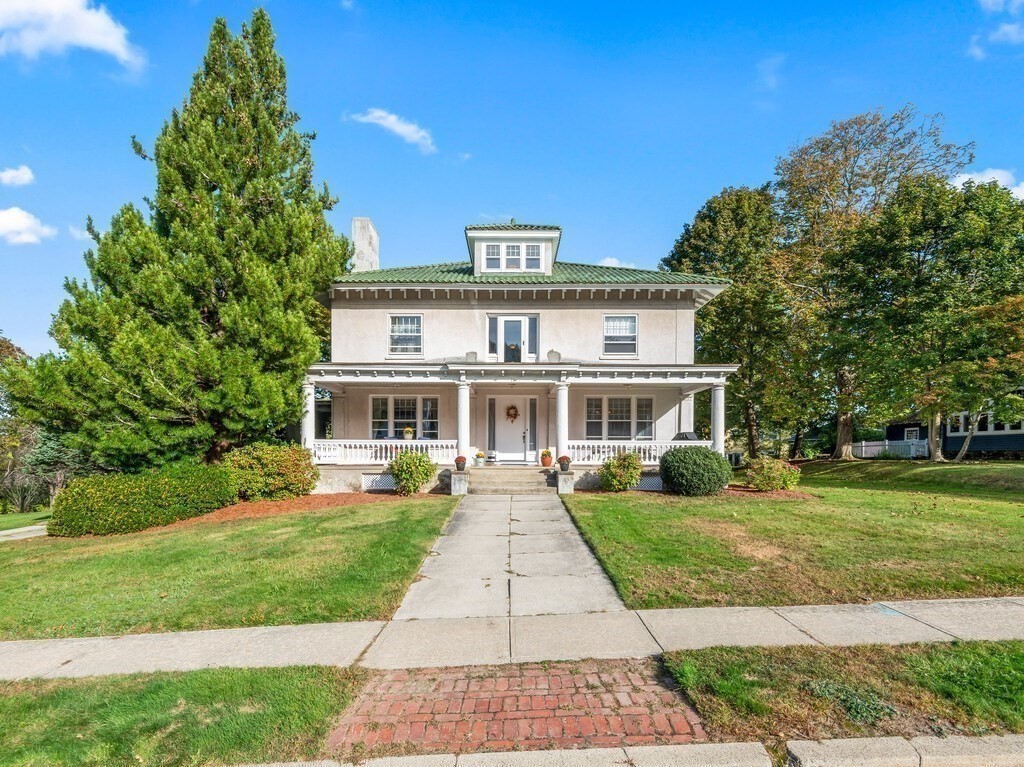 19 Kenilworth Road, Worcester, MA 01602