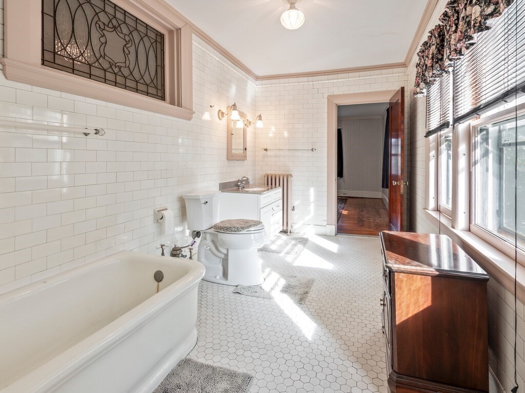 19 Kenilworth Road, Worcester, MA 01602 - Image 35