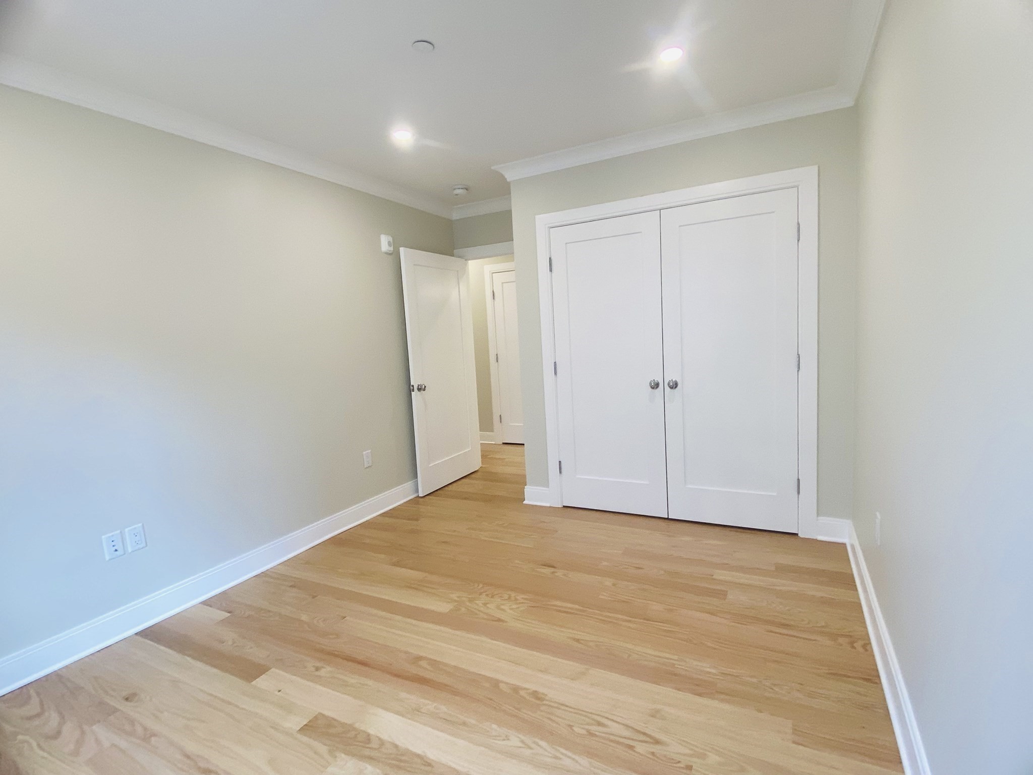 15 Yuill Circle Unit 2, Hyde Park, Boston, MA 02136 - Image 11
