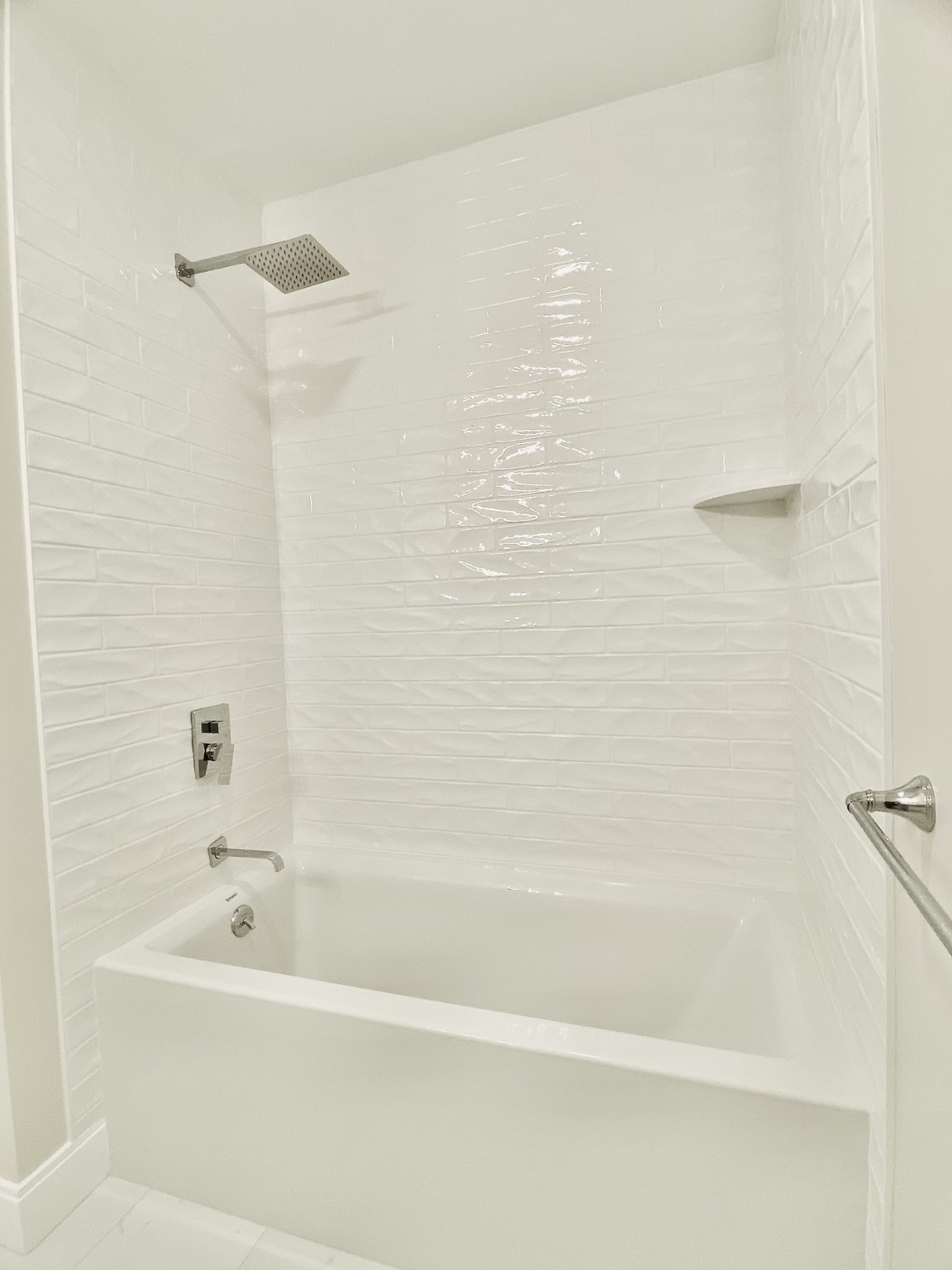 15 Yuill Circle Unit 2, Hyde Park, Boston, MA 02136 - Image 9