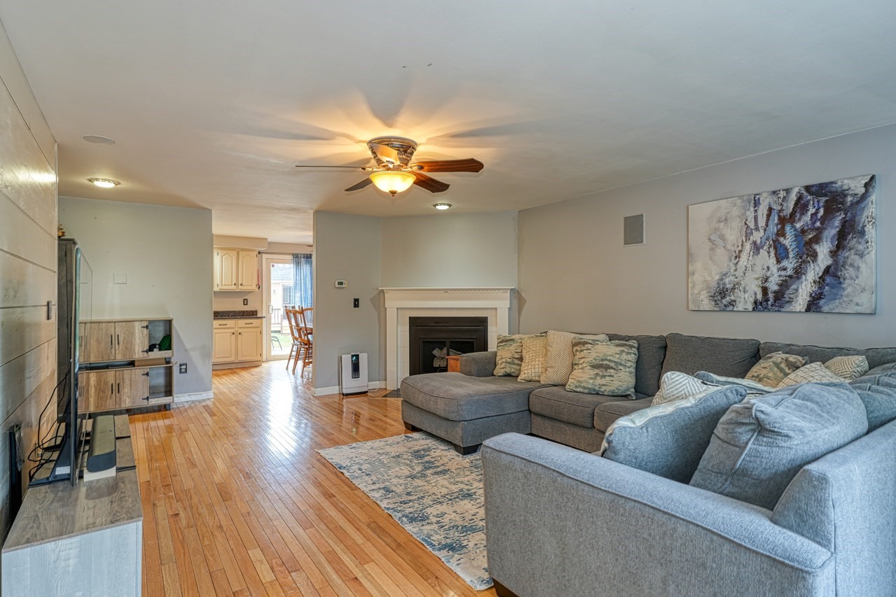 31 Whittier Meadows Drive Unit 31, Amesbury, MA 01913 - Image 7
