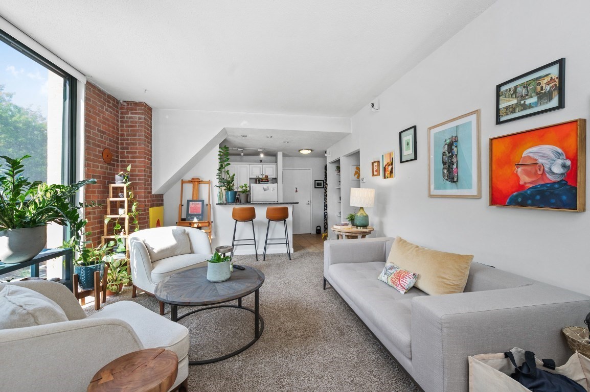 42 8th St Unit 1201, Charlestown, Boston, MA 02129