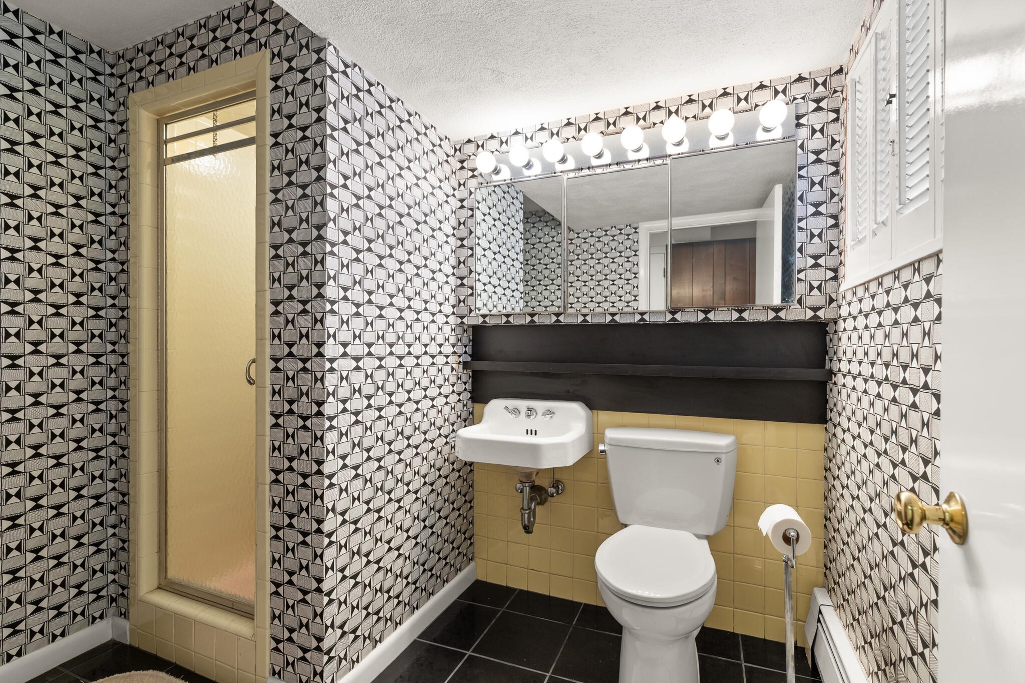 19 Selwyn, Newton, MA 02461 - Image 25