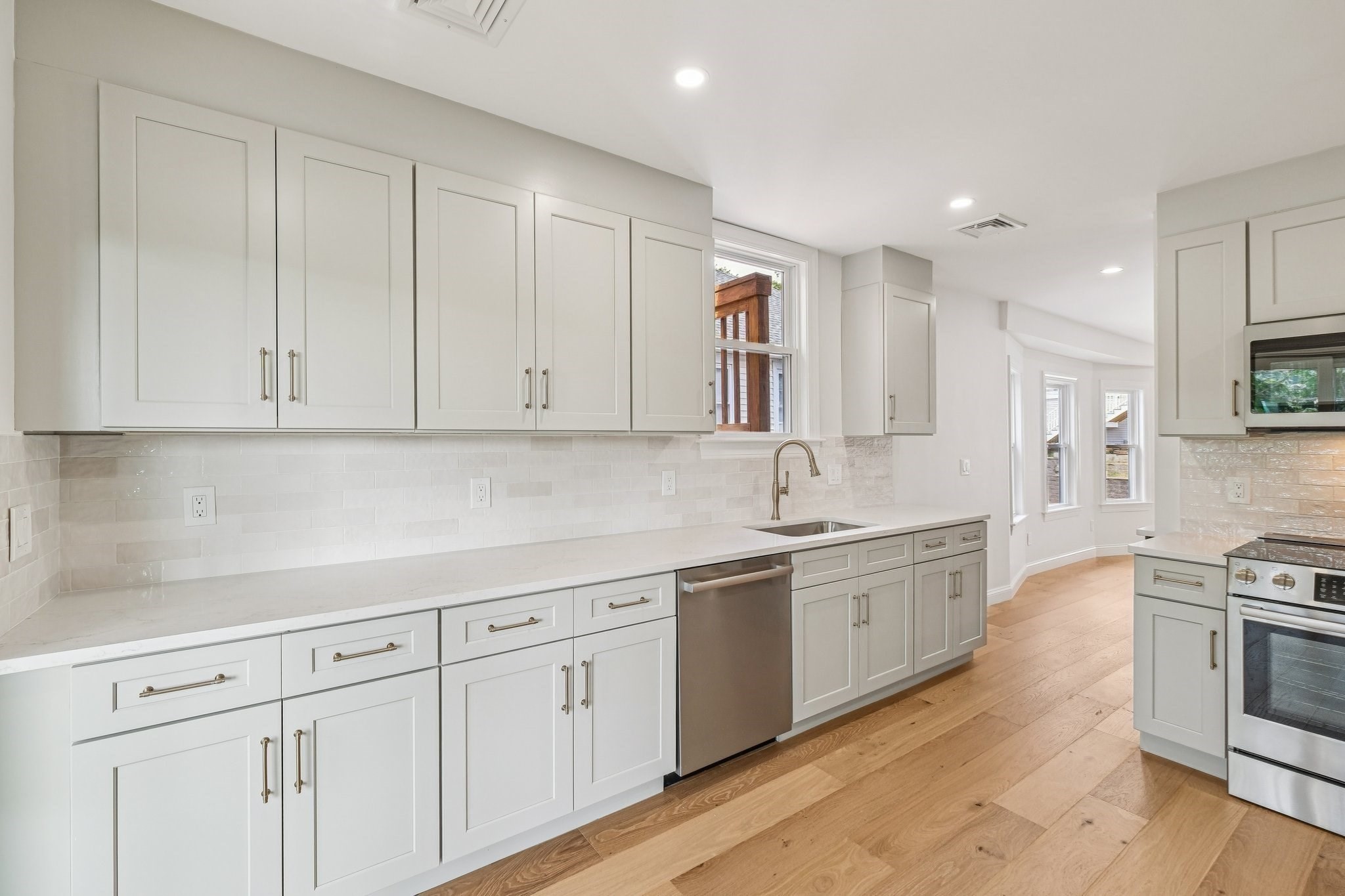 32 Larch, Brighton, Boston, MA 02135 - Image 23