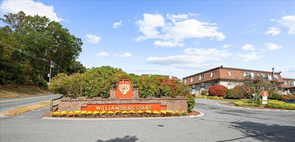26 Williamsburg Ct Unit 22, Shrewsbury, MA 01545 - Image 2