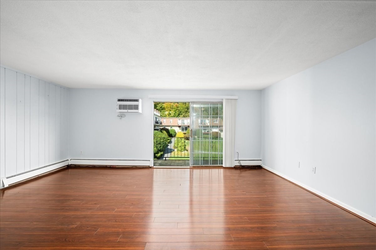 26 Williamsburg Ct Unit 22, Shrewsbury, MA 01545 - Image 14