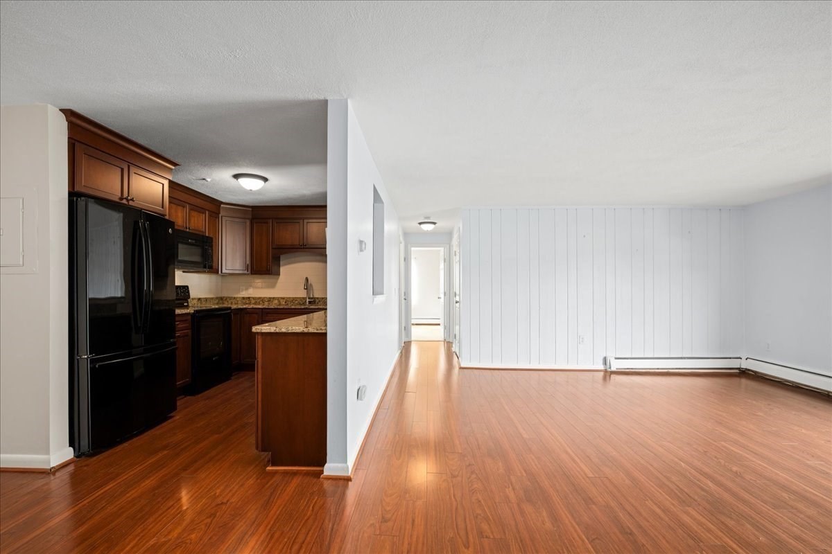 26 Williamsburg Ct Unit 22, Shrewsbury, MA 01545 - Image 10