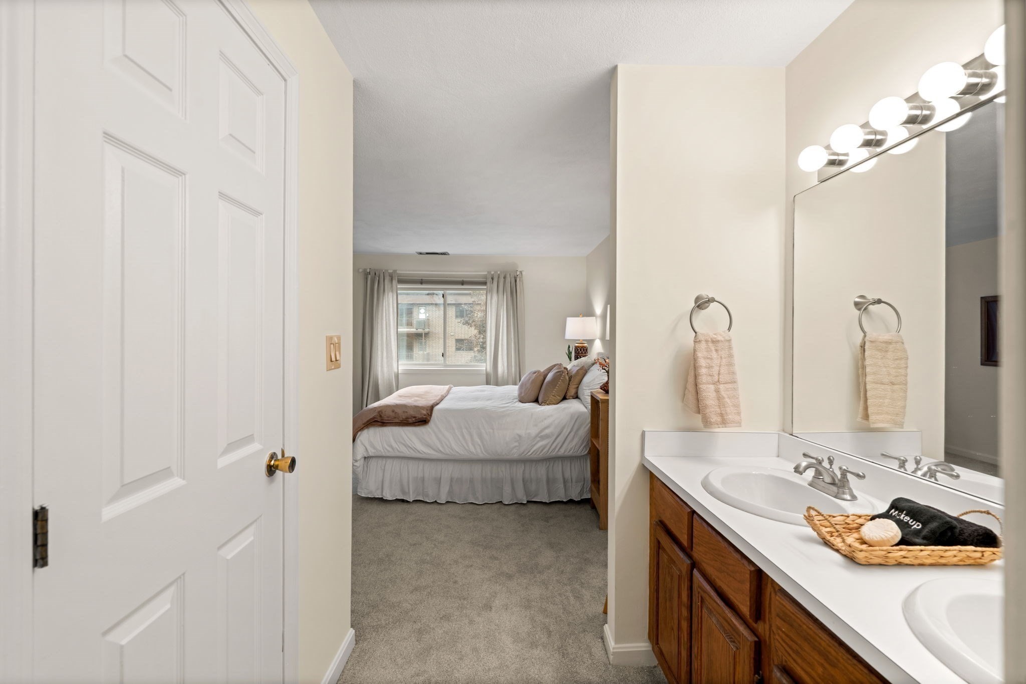 7 Ledgewood Way Unit 11, Peabody, MA 01960 - Image 12