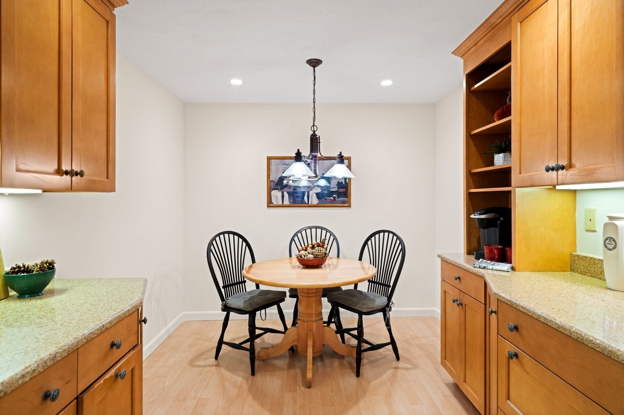 7 Ledgewood Way Unit 11, Peabody, MA 01960 - Image 5