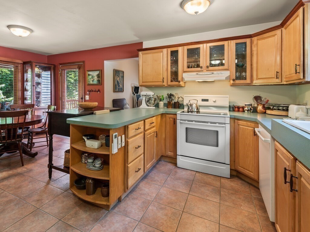 189 Maple Avenue, Rutland, MA 01543