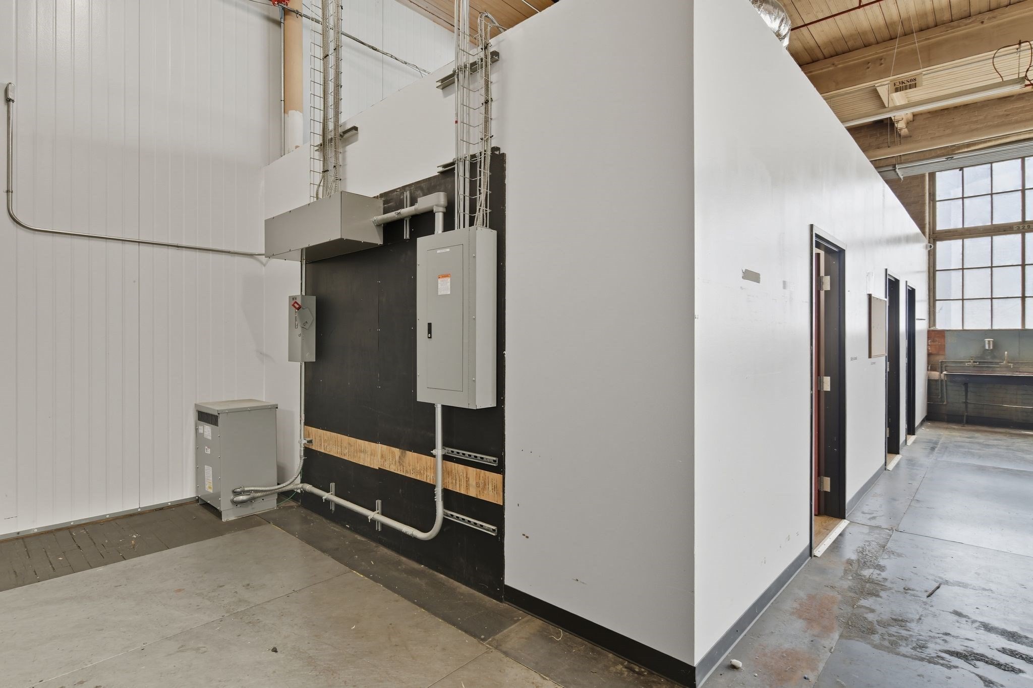 122 Pleasant St, Easthampton, MA 01027 - Image 14