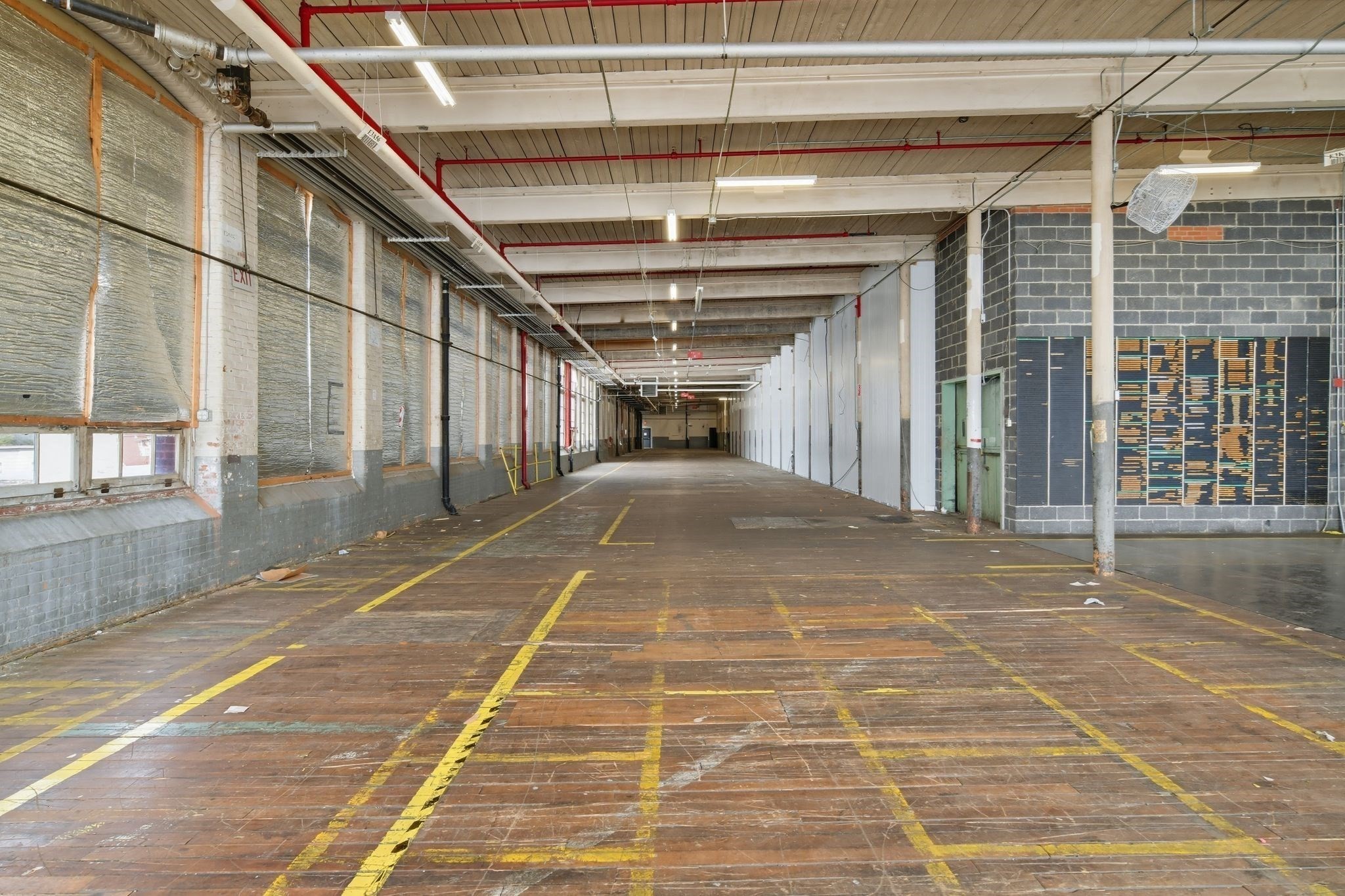 122 Pleasant St, Easthampton, MA 01027 - Image 15