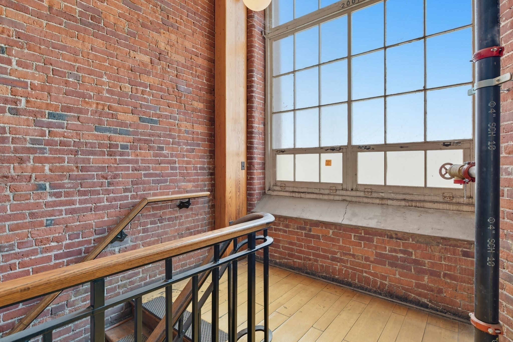 122 Pleasant St, Easthampton, MA 01027 - Image 22