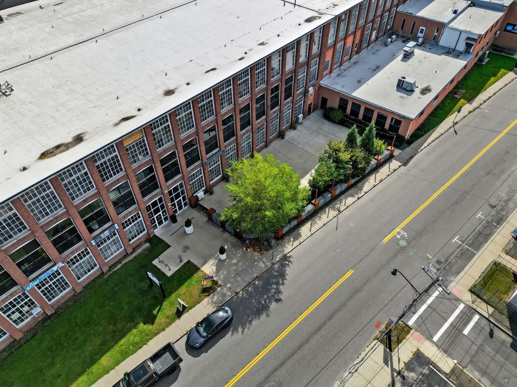 122 Pleasant St, Easthampton, MA 01027 - Image 4