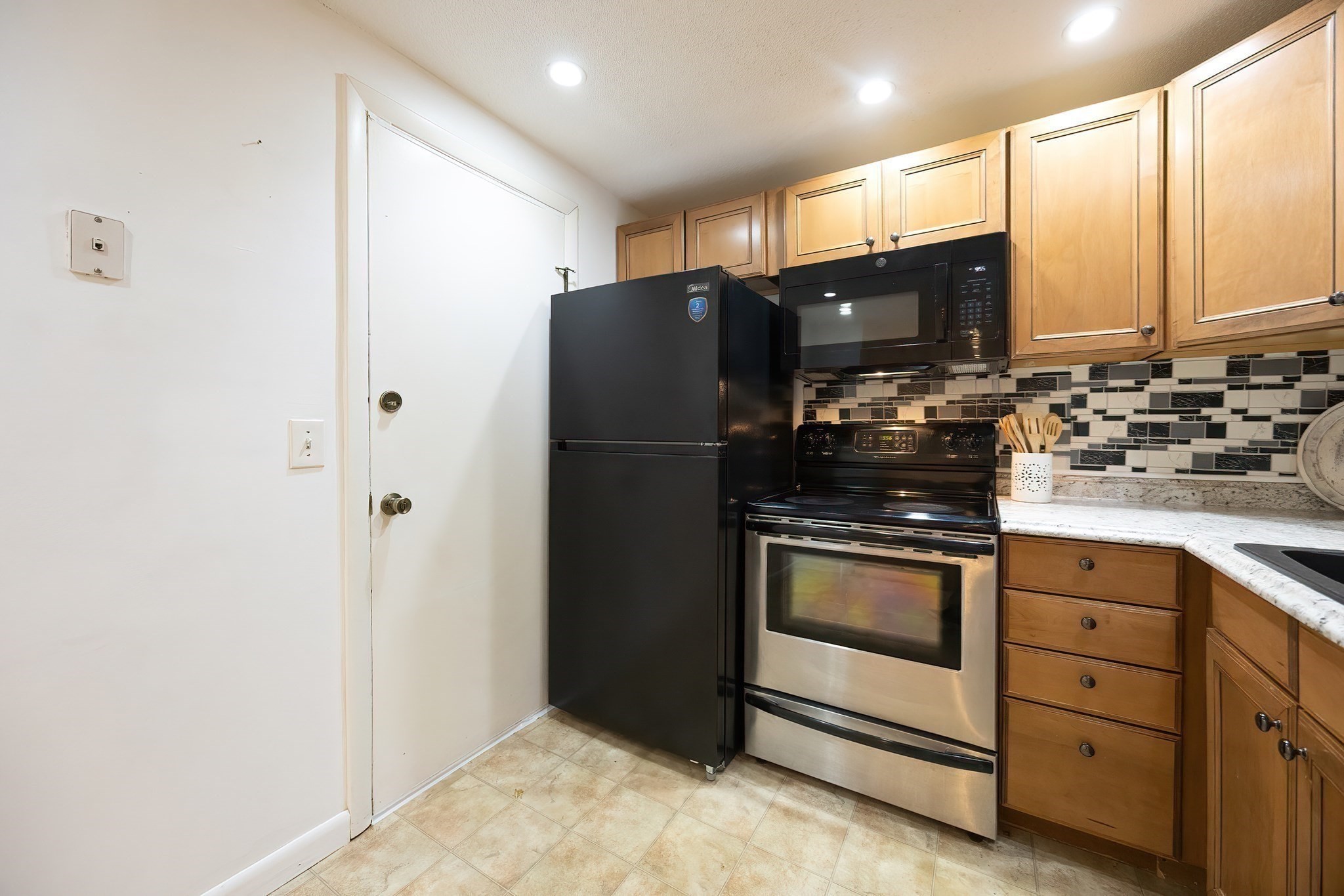 131 Creek Street Unit 7, Wrentham, MA 02093 - Image 6
