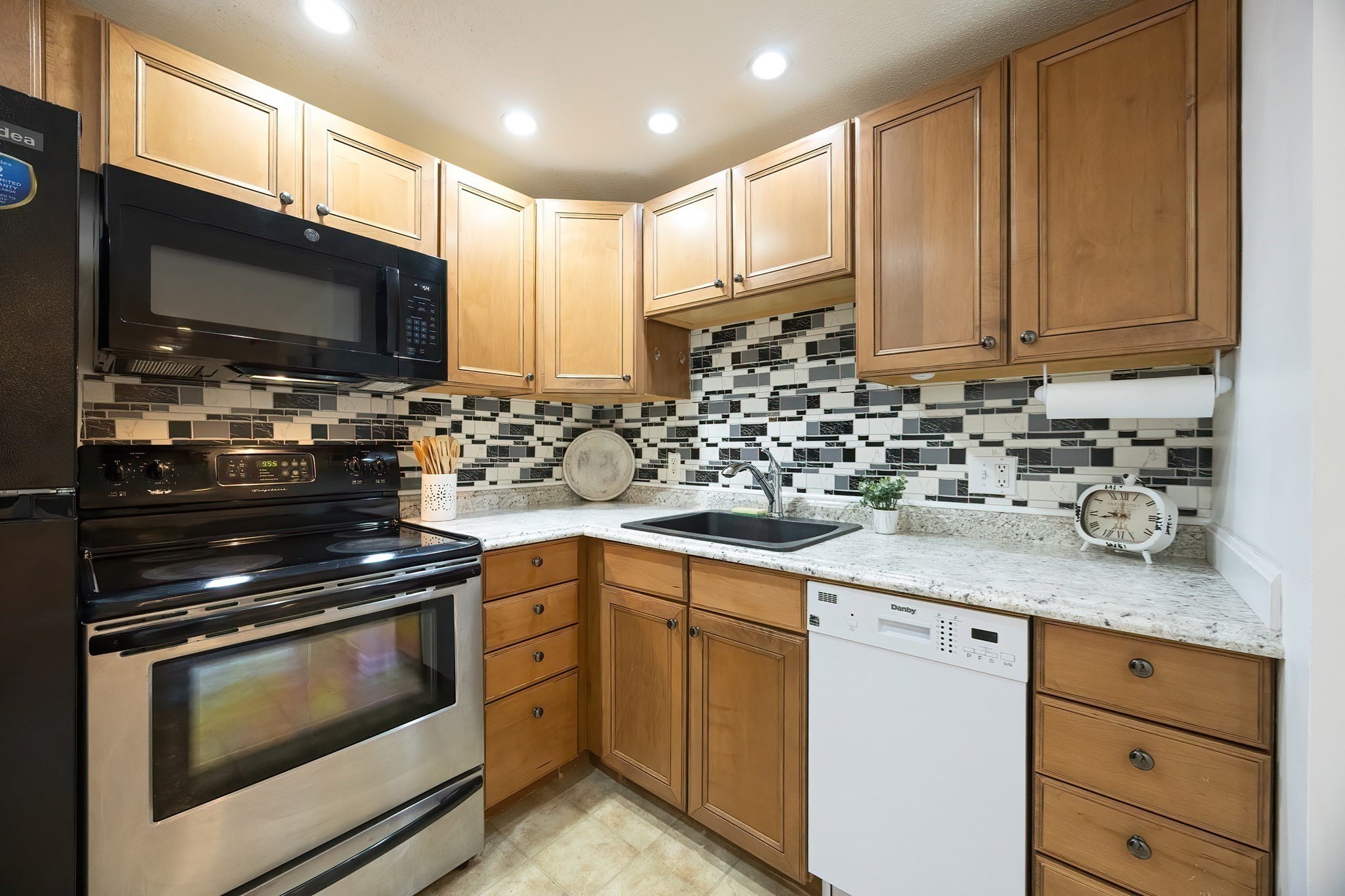 131 Creek Street Unit 7, Wrentham, MA 02093 - Image 7