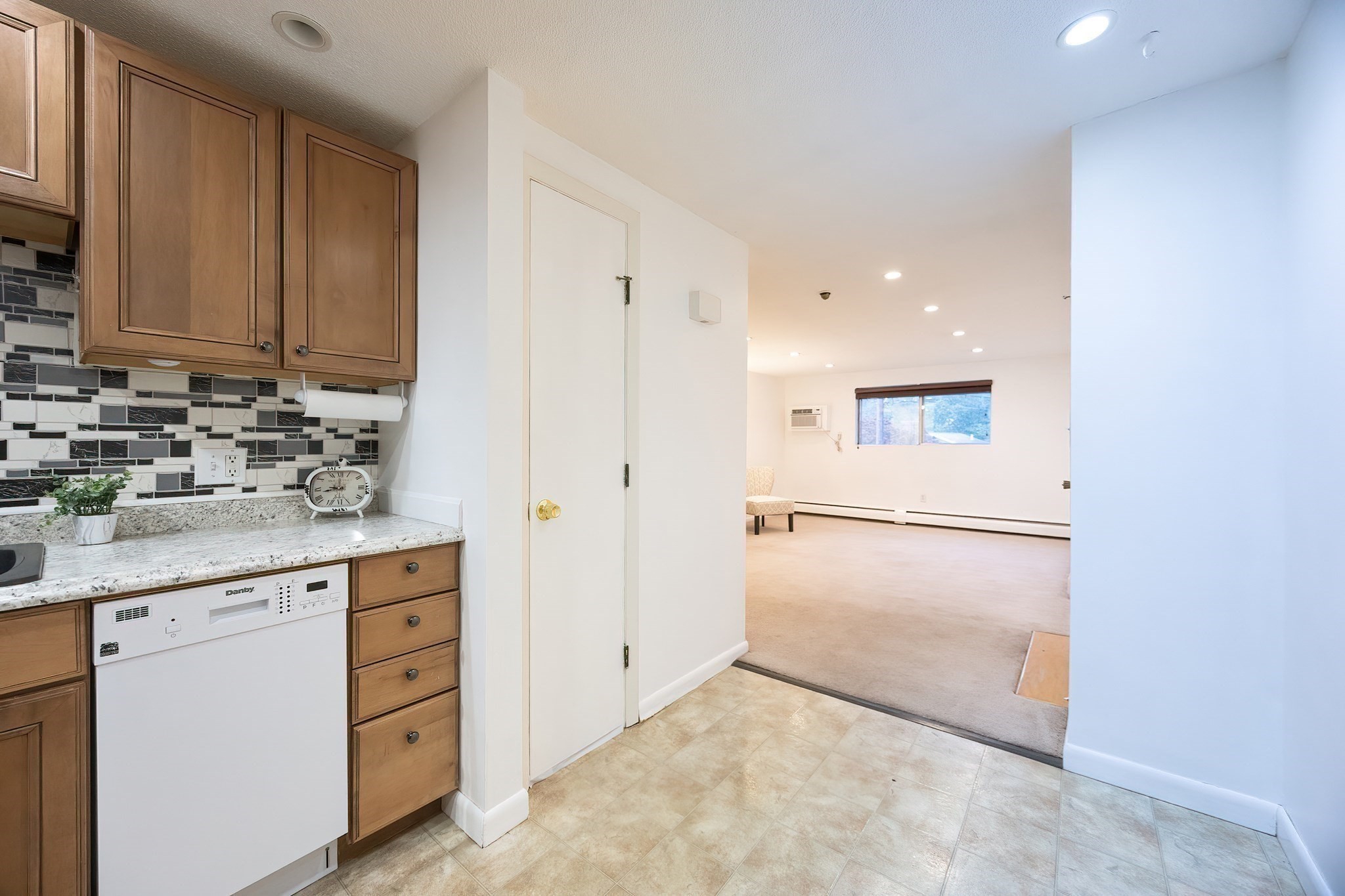 131 Creek Street Unit 7, Wrentham, MA 02093 - Image 8