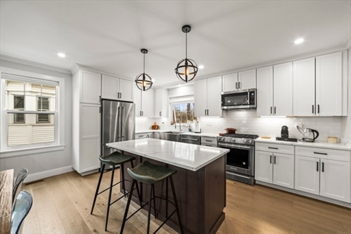 54-56 Williams Ave, Apt 54A