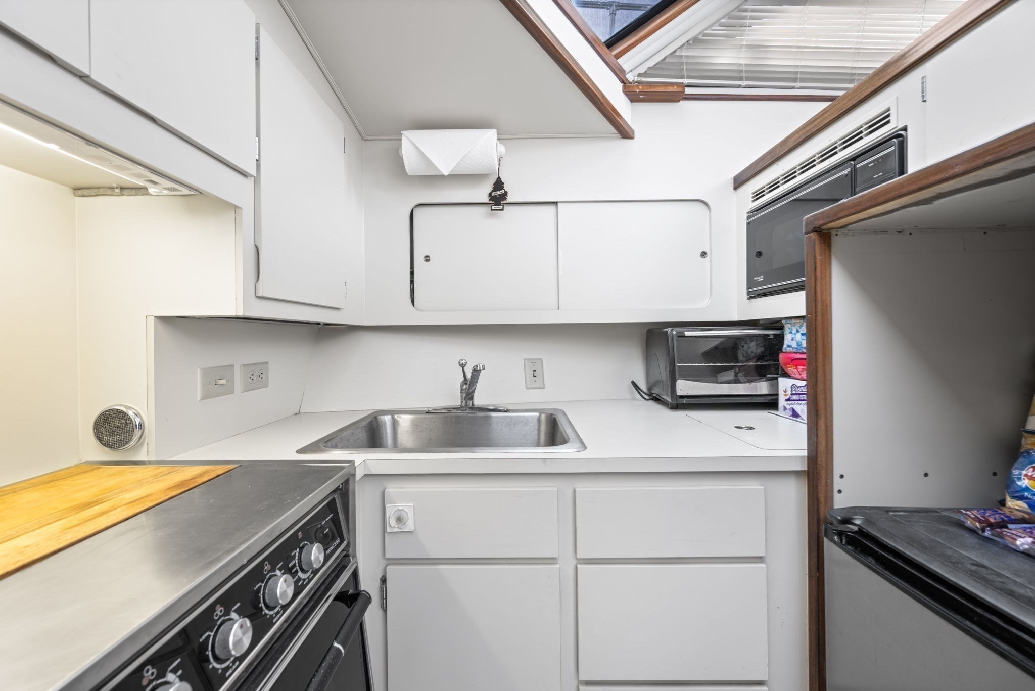 550 Pleasant St Unit 11D, Winthrop, MA 02152 - Image 10