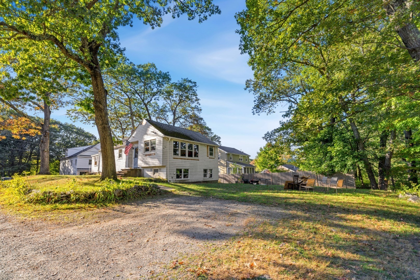 25 Martin Rd, Reading, MA 01867