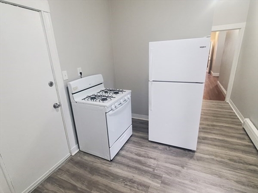 76 Walnut Park, Apt 1