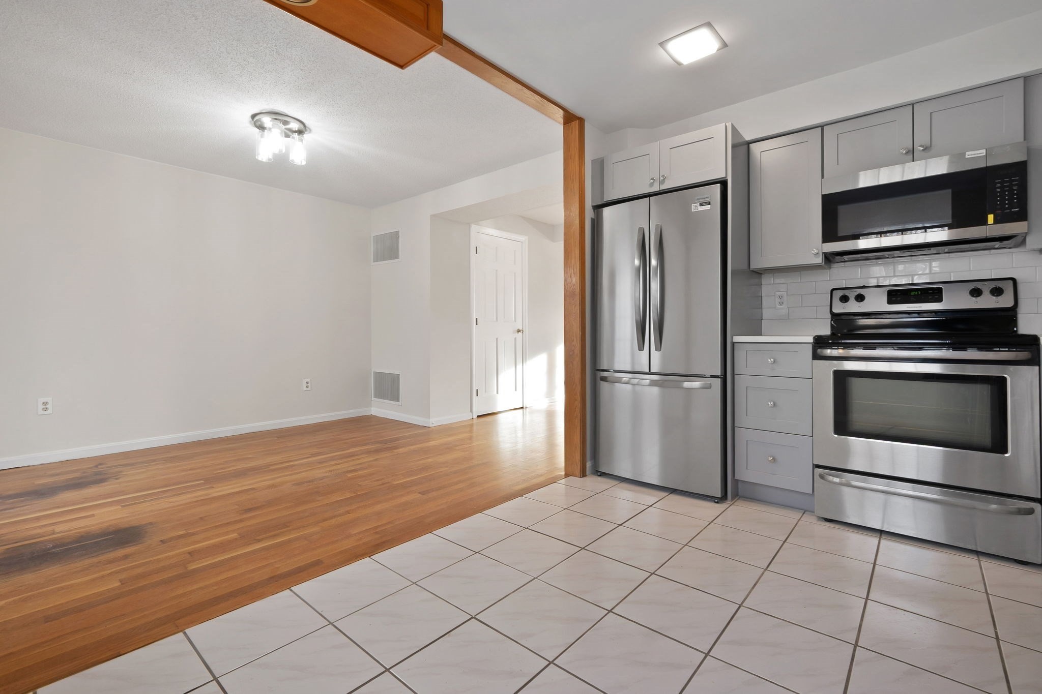 320 Newbury St Unit 304, Danvers, MA 01923 - Image 4