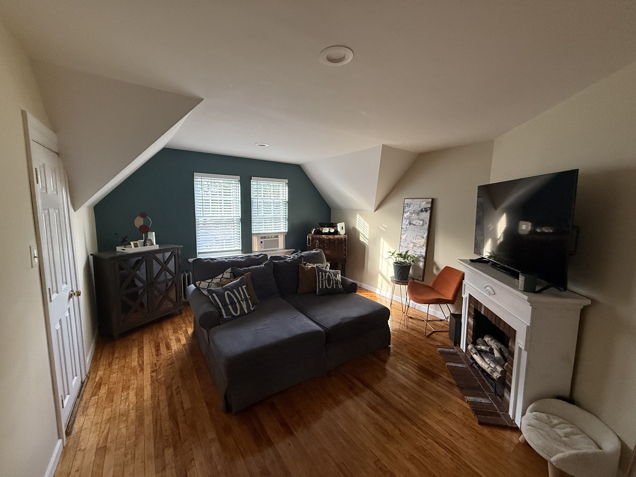 19 Oliver St, Worcester, MA 01603 - Image 6