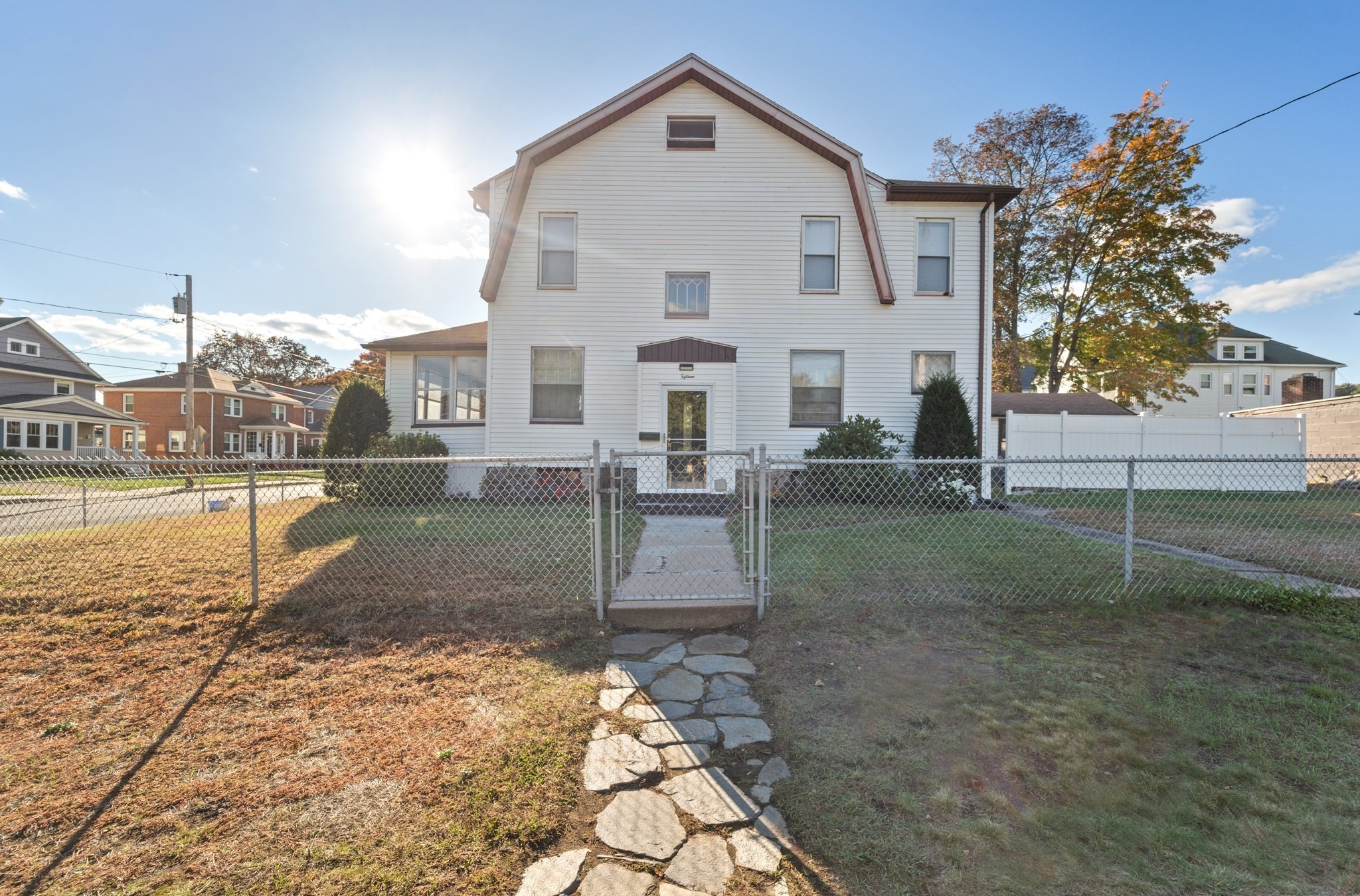 15 Chapman Ave, Holyoke, MA 01040 - Image 2