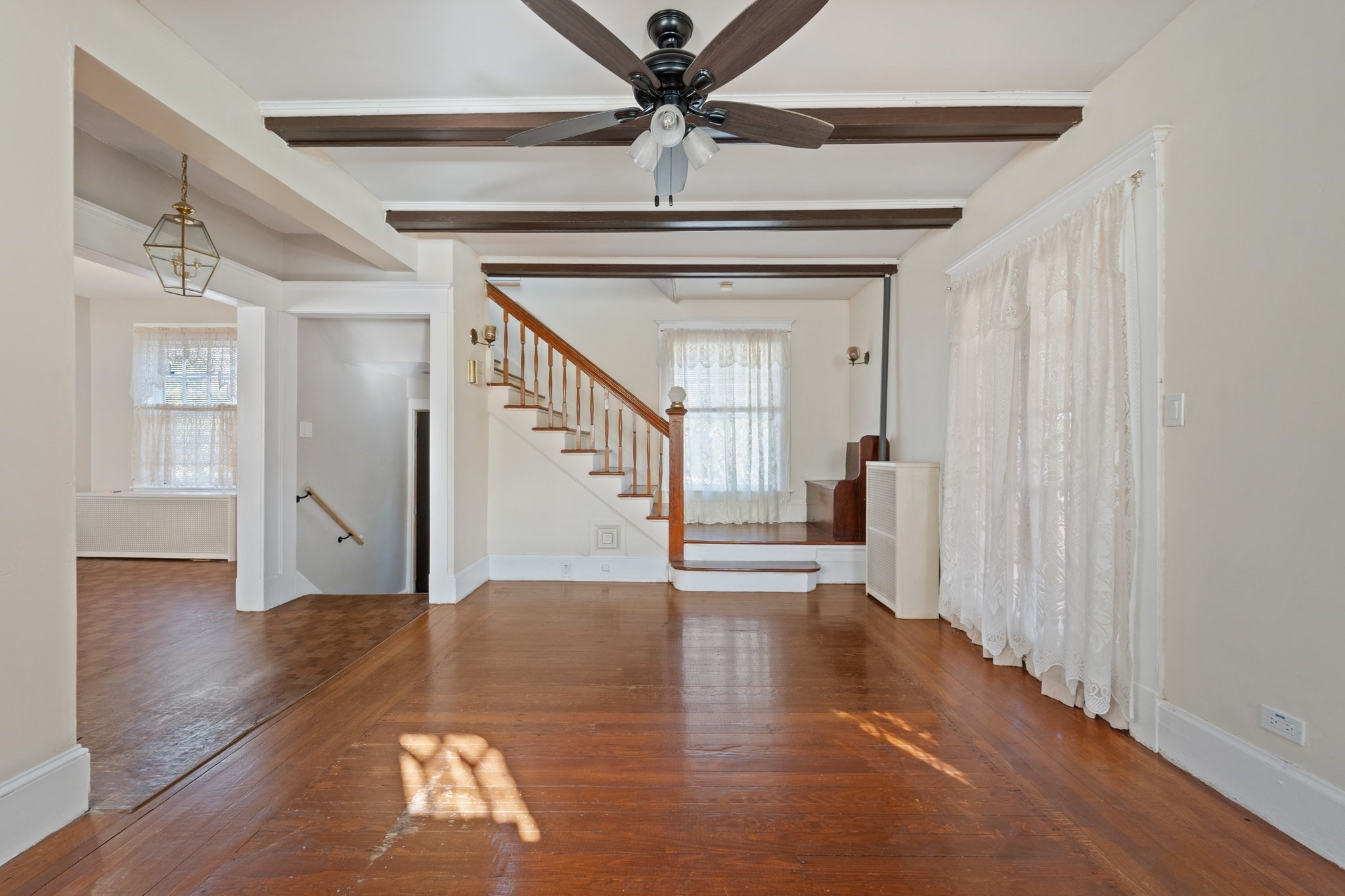 15 Chapman Ave, Holyoke, MA 01040 - Image 12