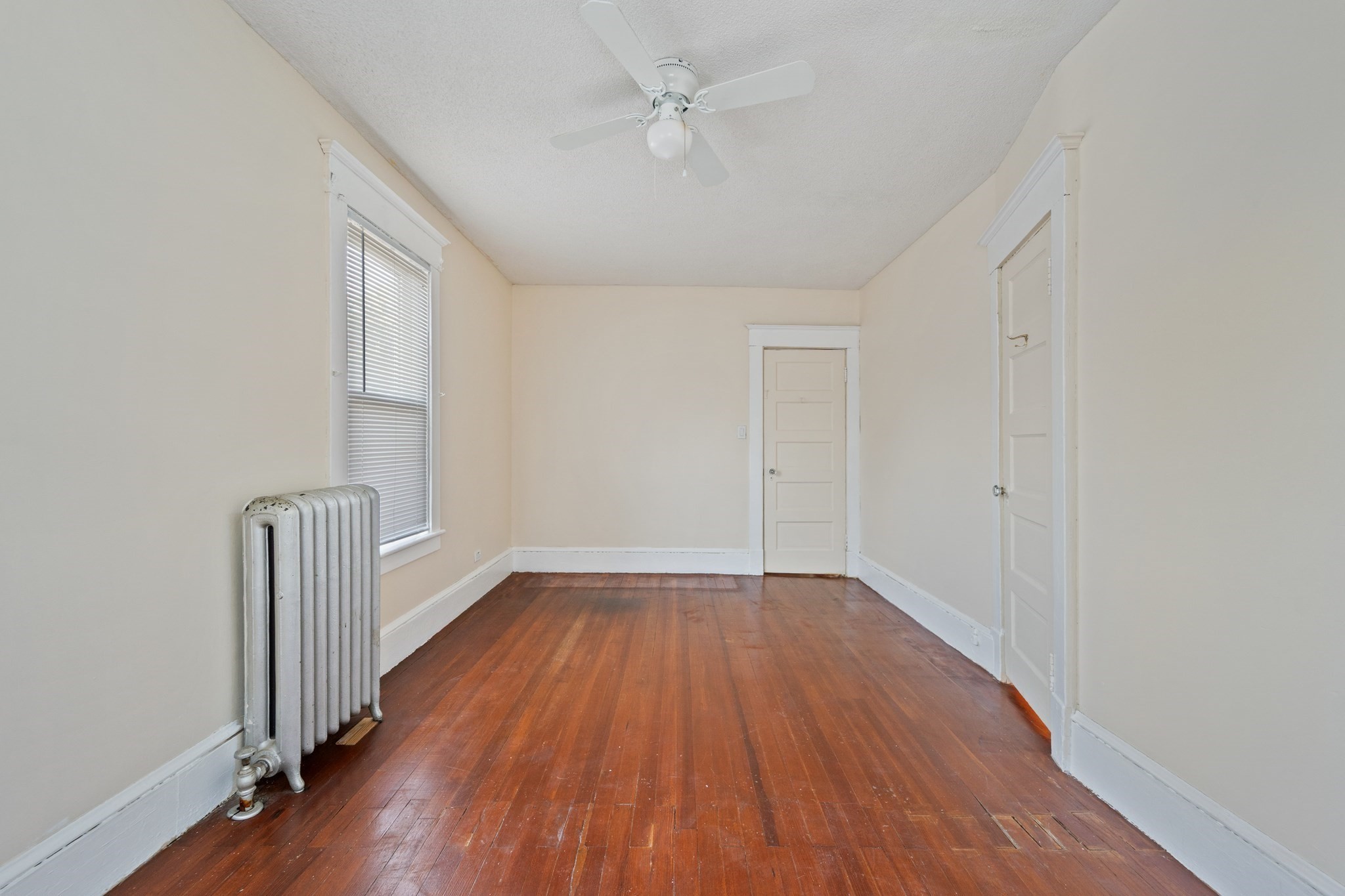 15 Chapman Ave, Holyoke, MA 01040 - Image 16