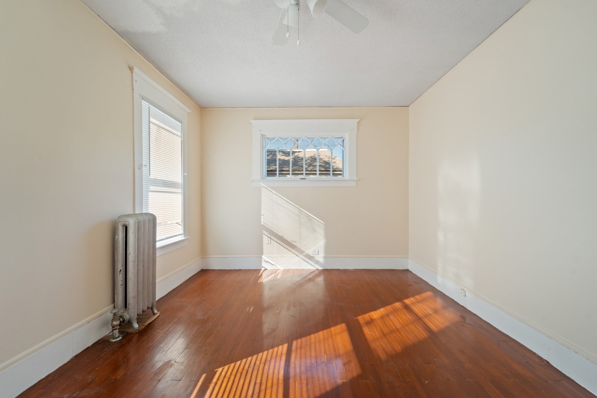15 Chapman Ave, Holyoke, MA 01040 - Image 19
