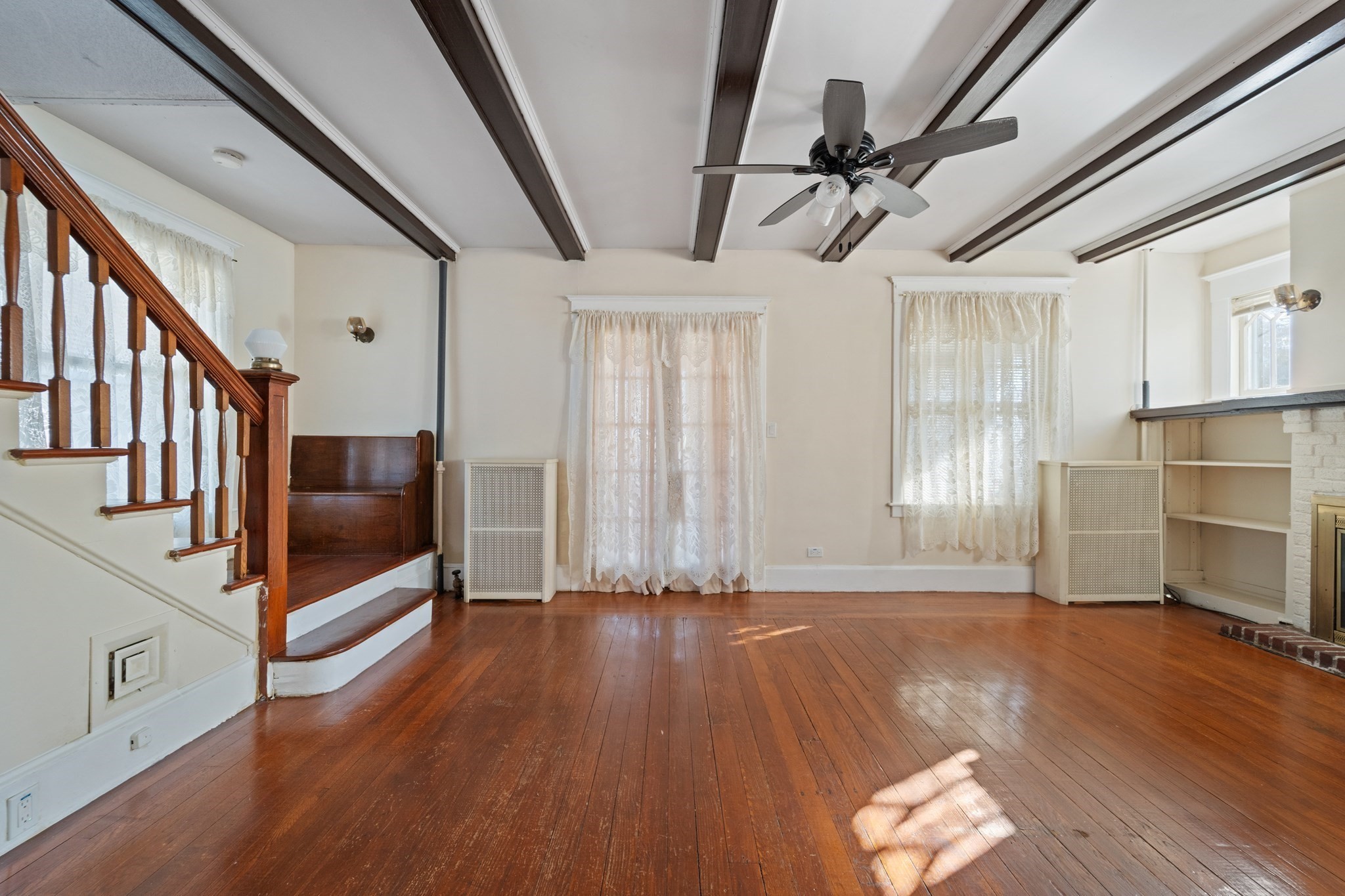 15 Chapman Ave, Holyoke, MA 01040 - Image 10