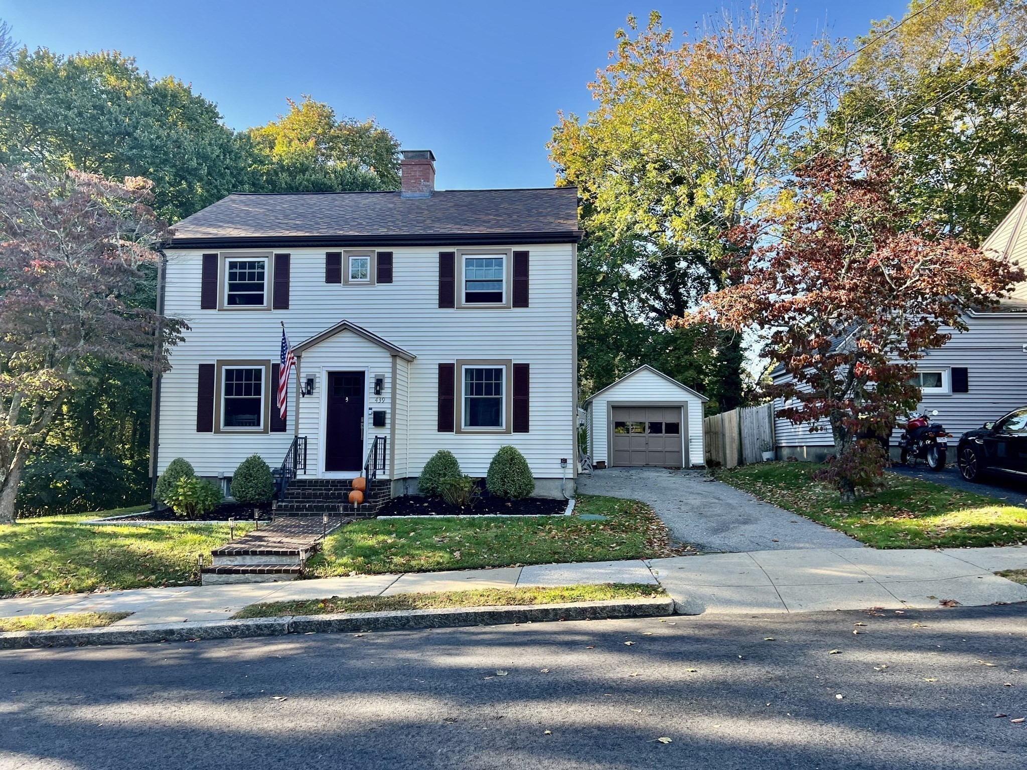 439 Archer St, Fall River, MA 02720