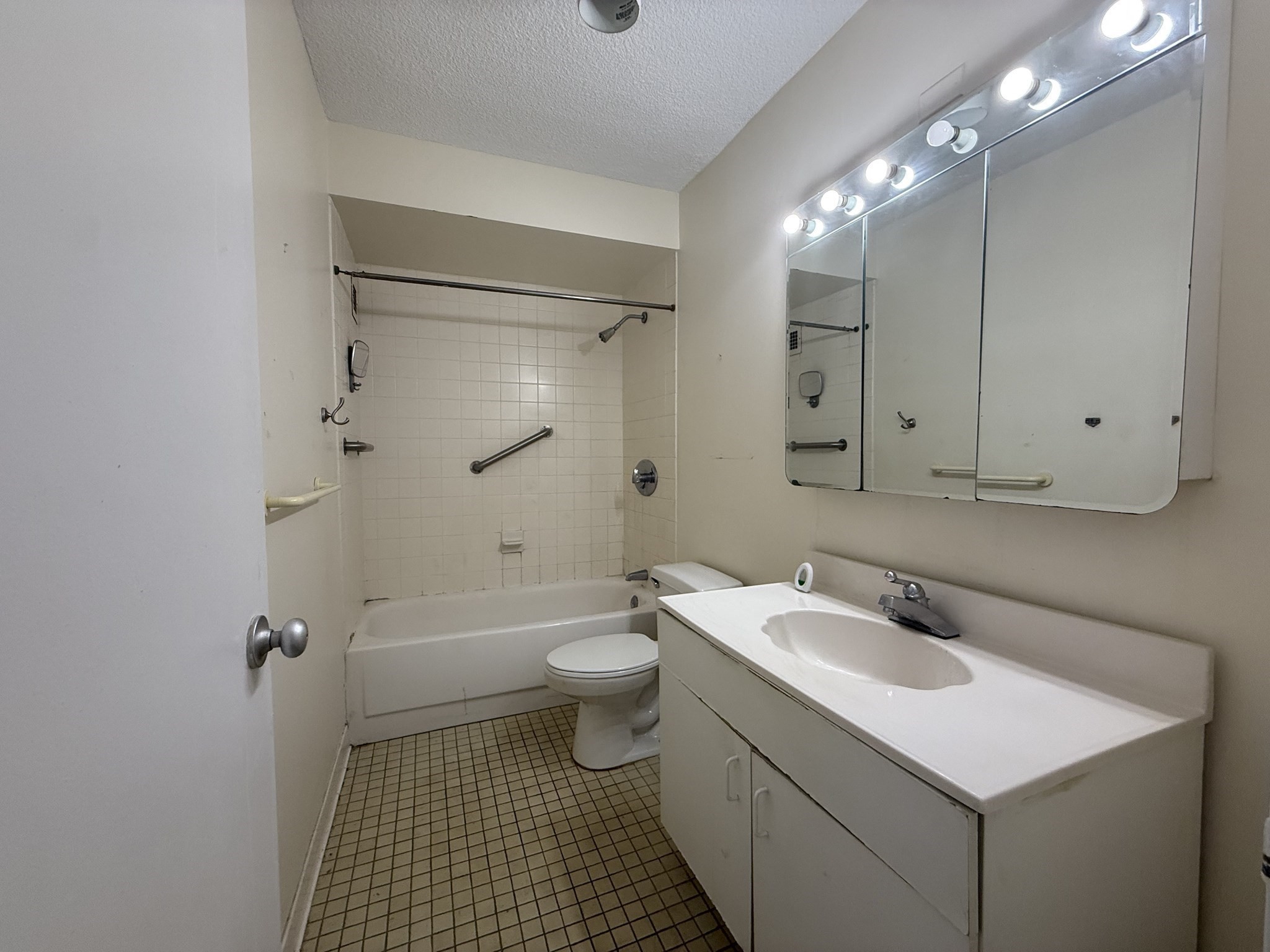 77 Pond Ave Unit 1103, Brookline, MA 02445 - Image 11