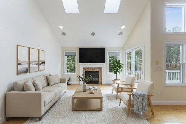 1 Matt Hoxie Tr Unit 1, Plymouth, MA 02360 - Image 2